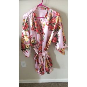 Kimono robe